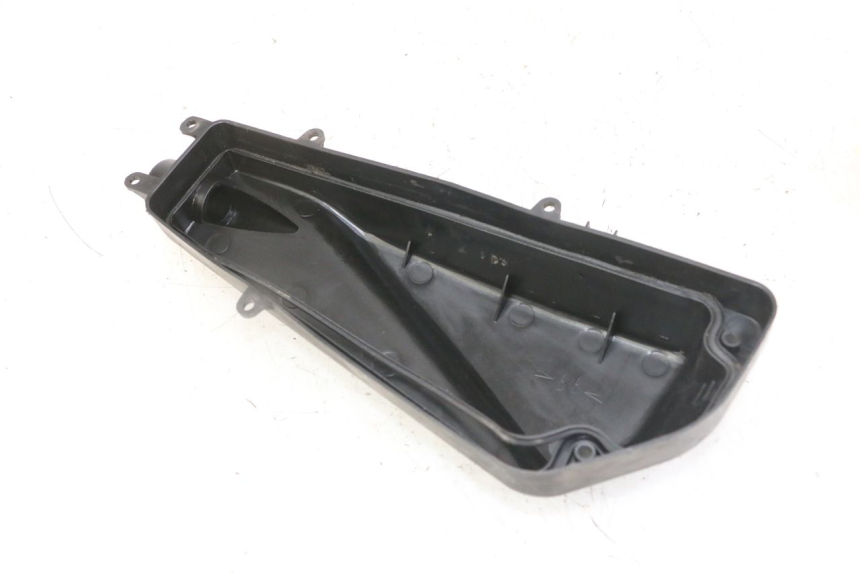 photo de TAMPA DA CAIXA DE AR PEUGEOT VIVACITY NEW 4T 50 (2008 - 2017) - Detalhe da peça