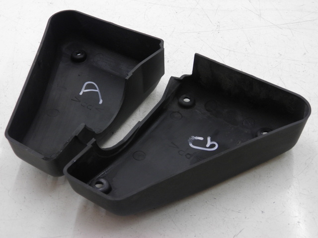photo de TAMPA DA CAIXA DE AR YAMAHA FZS FAZER 600 (1998 - 2001) - Zoom do estado de desgaste