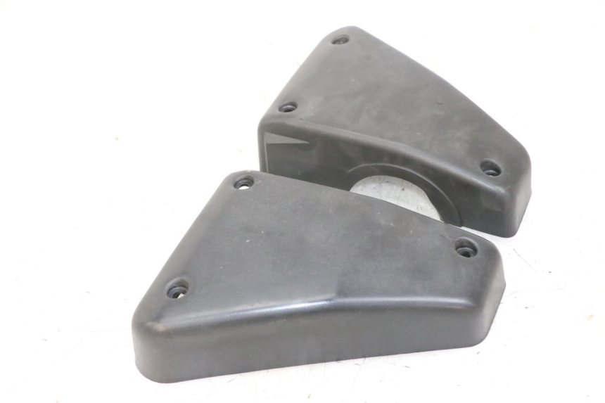 photo de TAMPA DA CAIXA DE AR YAMAHA FZS FAZER 600 (2001 - 2003) - Zoom do estado de desgaste
