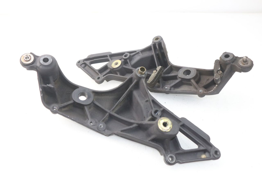 photo de TAMPA LATERAL DO CHASSI MV AGUSTA BRUTALE R WALLY 910 (2008 - 2008) - Ampliação técnica