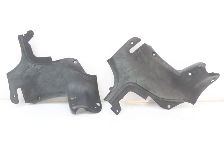 photo de TAMPA LATERAL DO CHASSI BMW C1 125 (2000 - 2003) - Vista principal