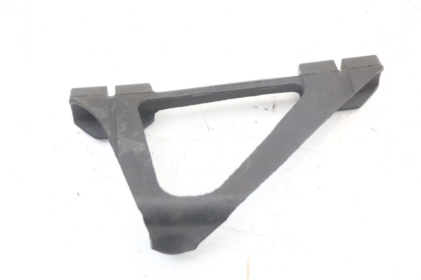 photo de TAMPA LATERAL DO CHASSI HONDA CRF R 250 (2020 - 2021) - Pontos de fixação