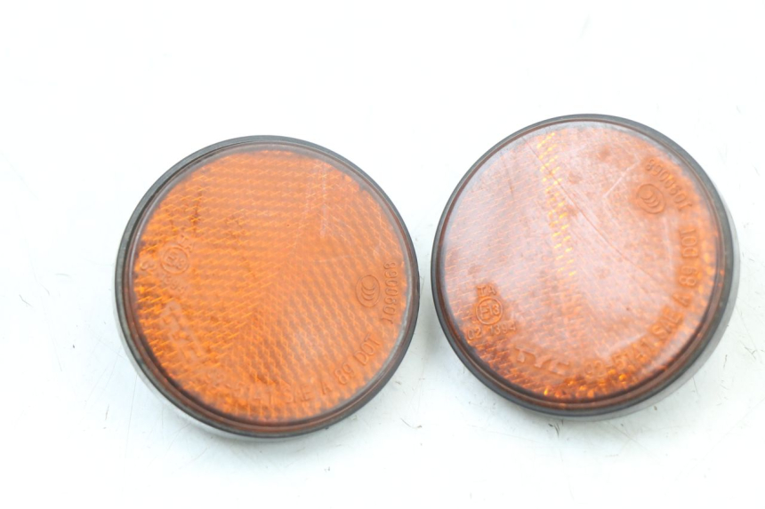 photo de TAMPA LATERAL DO CHASSI KYMCO DINK 4T 50 (2007 - 2018) - Vista principal