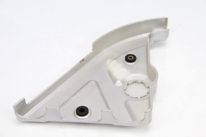photo de TAMPA LATERAL DIREITA DO CHASSI HYOSUNG AQUILA GV 125 (2009 - 2016) - Ampliação técnica