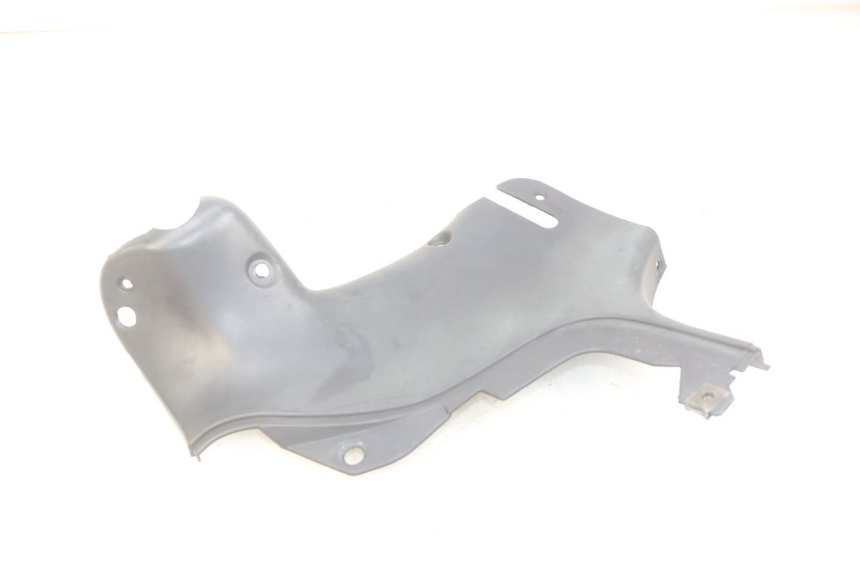 photo de TAMPA LATERAL DIREITA DO CHASSI BMW C1 125 (2000 - 2003) - Ampliação técnica