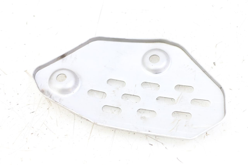 photo de TAMPA LATERAL DIREITA DO CHASSI ARCHIVE CAFE RACER 4T 50 (2019 - 2024) - Zoom do estado de desgaste