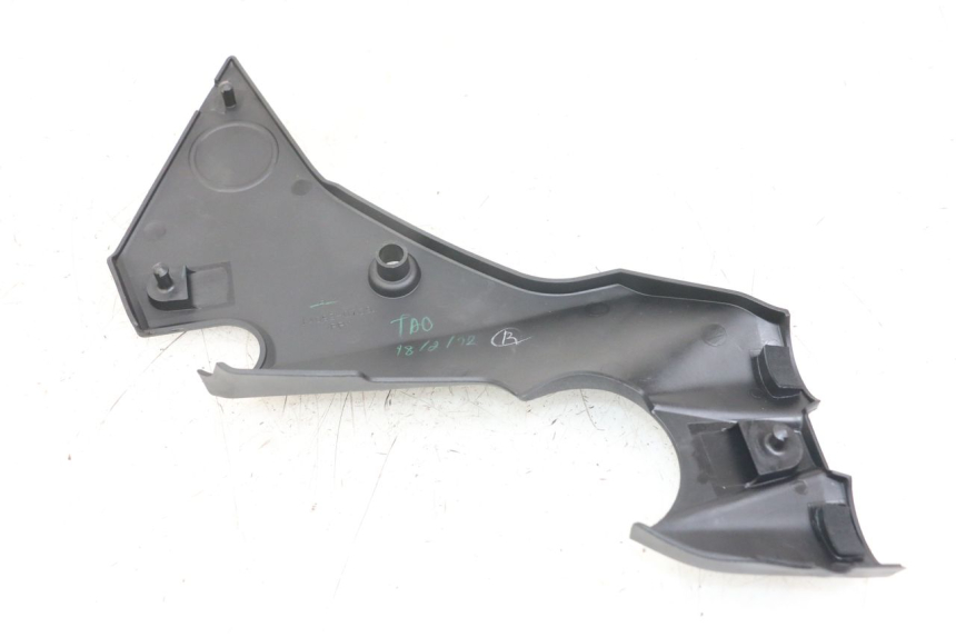 photo de TAMPA LATERAL DIREITA DO CHASSI KAWASAKI ER-6 ER6 N 650 (2012 - 2016) - Zoom do estado de desgaste