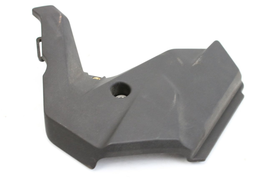 photo de TAMPA LATERAL DIREITA DO CHASSI BMW F GS K81 850 (2018 - 2023) - Detalhe da peça