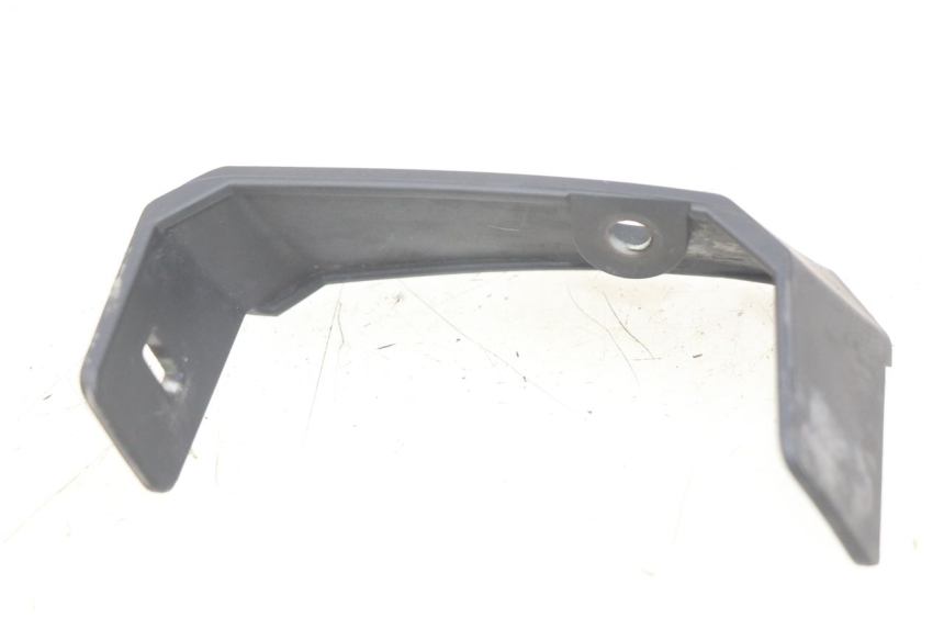 photo de TAMPA LATERAL DIREITA DO CHASSI HONDA FJS SILVERWING SILVER WING 400 (2009 - 2016) - Zoom do estado de desgaste