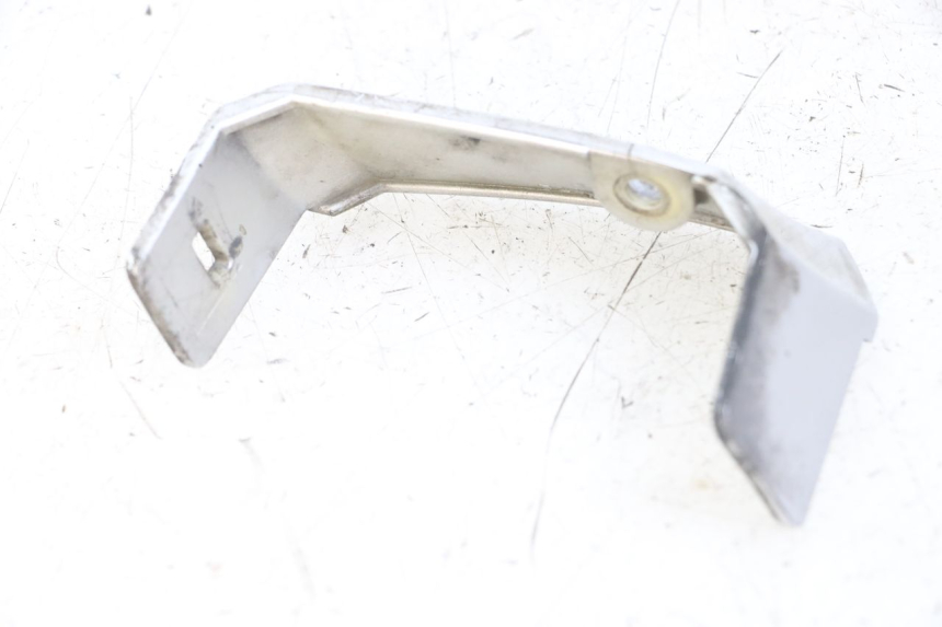 photo de TAMPA LATERAL DIREITA DO CHASSI HONDA FJS SILVERWING SILVER WING 600 (2001 - 2010) - Outro ângulo de visão