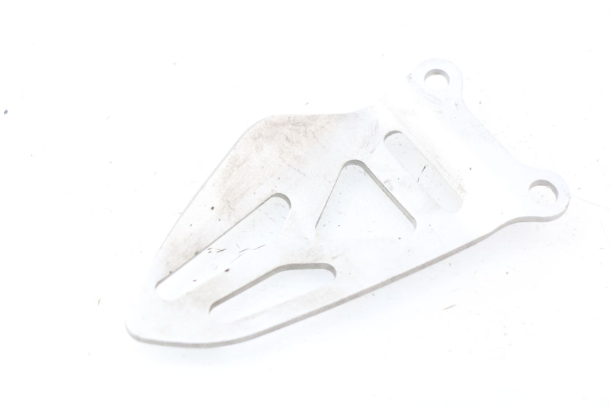 photo de TAMPA LATERAL DIREITA DO CHASSI SUZUKI GSX-R GSXR 750 (2011 - 2016) - Detalhe da peça