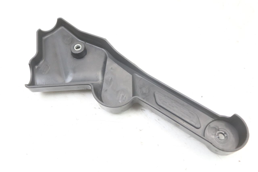 photo de TAMPA LATERAL DIREITA DO CHASSI MASAI SCRAMBLER SPORT 125 (2021 - 2025) - Outro ângulo de visão