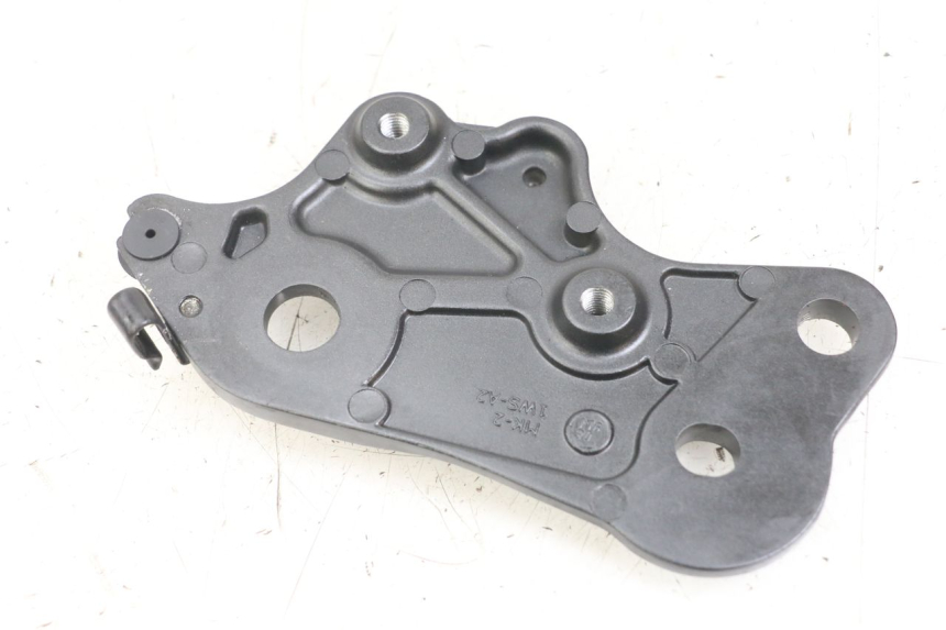 photo de TAMPA LATERAL DIREITA DO CHASSI YAMAHA MT-07 MT07 ABS 700 (2014 - 2017) - Detalhe da peça
