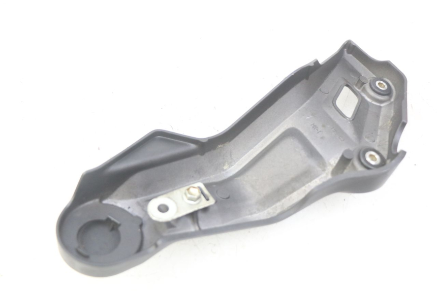 photo de TAMPA LATERAL DIREITA DO CHASSI YAMAHA MT-07 MT07 700 (2018 - 2020) - Zoom do estado de desgaste