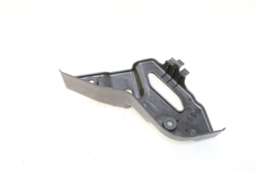 photo de TAMPA LATERAL DO QUADRO DIREITO KYMCO MXU R 250 (2004 - 2010) - Detalhe da peça