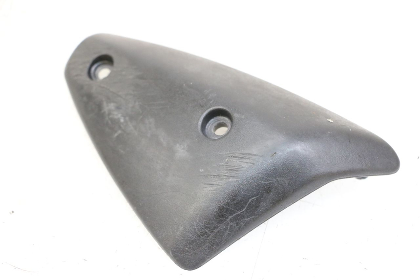 photo de TAMPA LATERAL DIREITA DO CHASSI PEUGEOT TKR TREKKER FURIOUS 50 (2005 - 2014) - Zoom do estado de desgaste