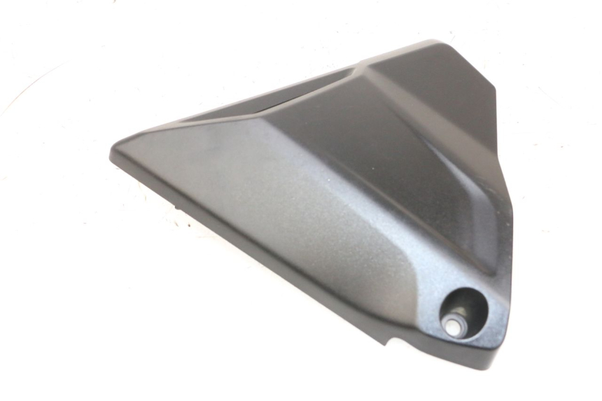photo de TAMPA LATERAL DIREITA DO CHASSI BMW R GS 1250 (2021 - 2024) - Outro ângulo de visão