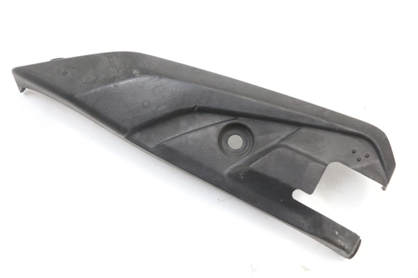 photo de TAMPA LATERAL DIREITA DO CHASSI HONDA SH ABS 125 (2012 - 2017) - Vista principal