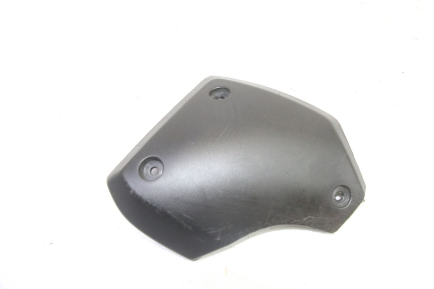 photo de TAMPA LATERAL DIREITA DO CHASSI PEUGEOT STREETZONE I 2T 50 (2018 - 2020) - Detalhe da peça
