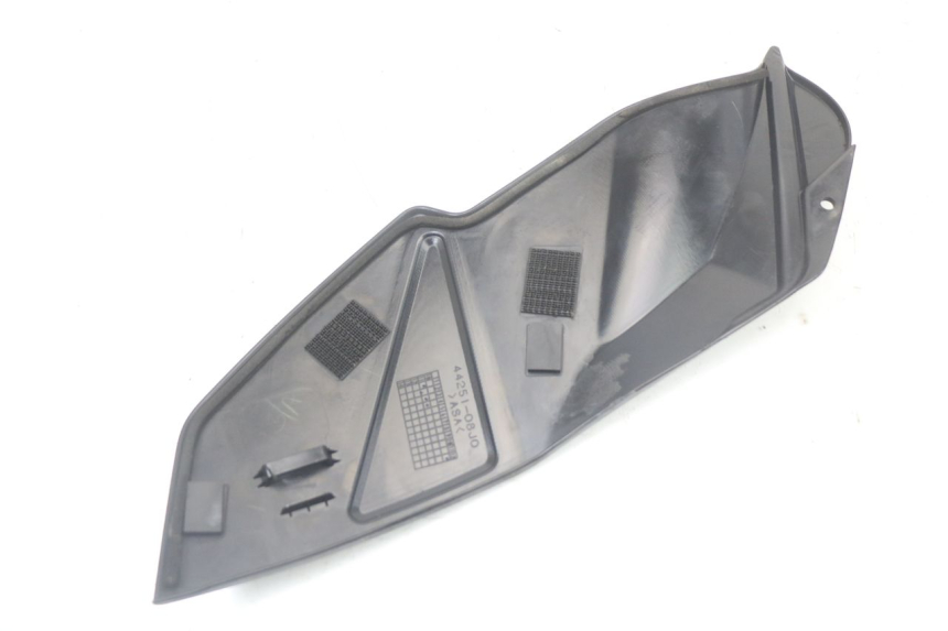 photo de TAMPA LATERAL DIREITA DO CHASSI SUZUKI GSR 750 (2011 - 2017) - Vista geral