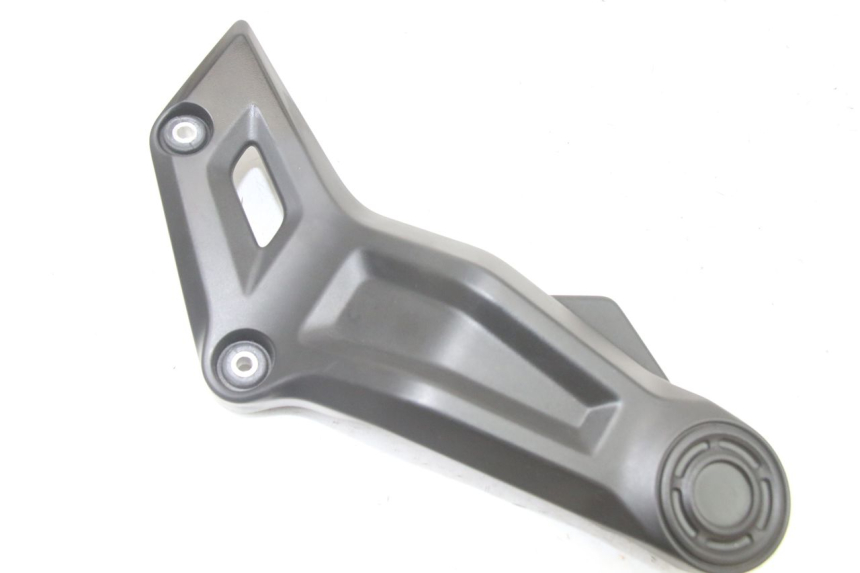 photo de TAMPA LATERAL DIREITA DO CHASSI YAMAHA TRACER 7 700 (2020 - 2024) - Vista principal