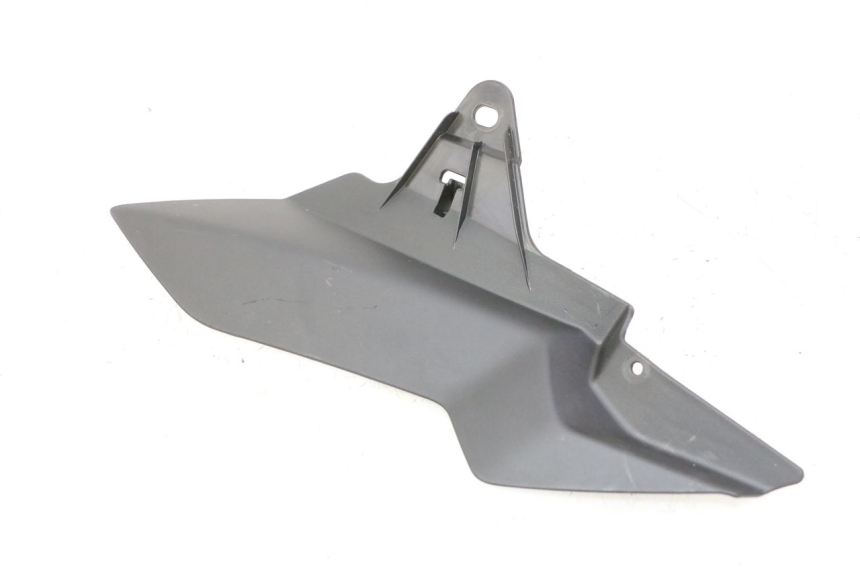 photo de TAMPA LATERAL DIREITA DO CHASSI YAMAHA XMAX X-MAX 125 (2021 - 2025) - Vista principal