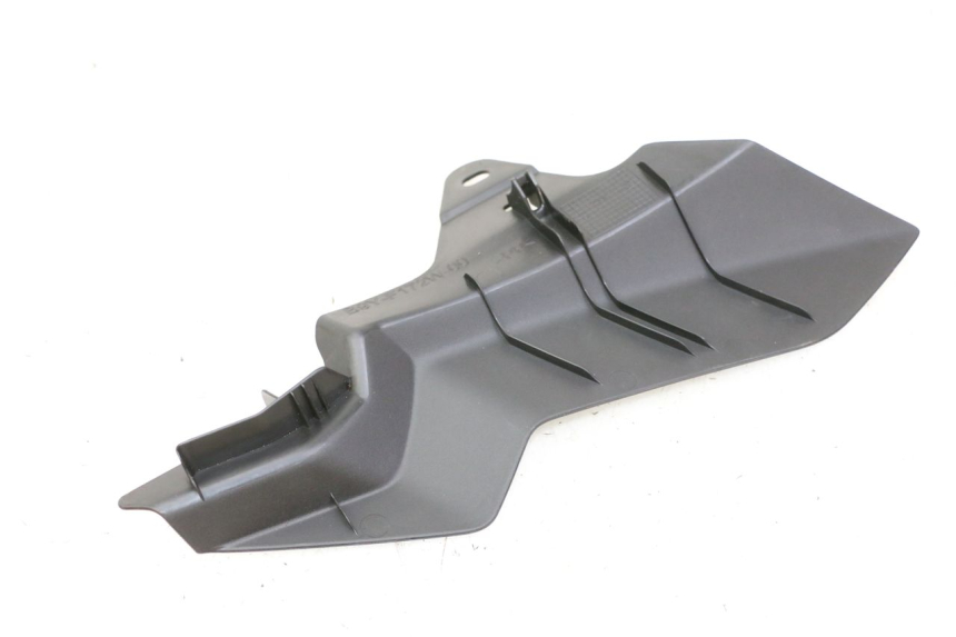 photo de TAMPA LATERAL DIREITA DO CHASSI YAMAHA XMAX X-MAX 125 (2021 - 2025) - Ampliação técnica