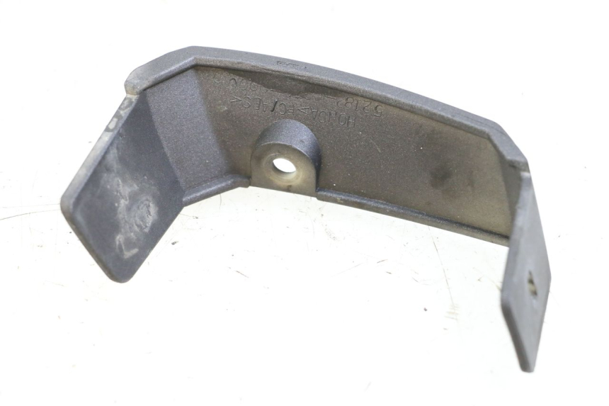 photo de TAMPA LATERAL DO CHASSI HONDA FJS SILVER WING SILVERWING 400 (2005 - 2008) - Zoom do estado de desgaste
