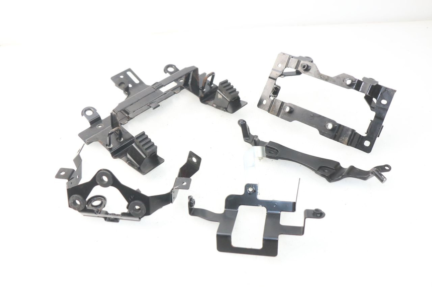 photo de TAMPA LATERAL DO CHASSI YAMAHA FZ8 800 (2010 - 2016) - Vista principal