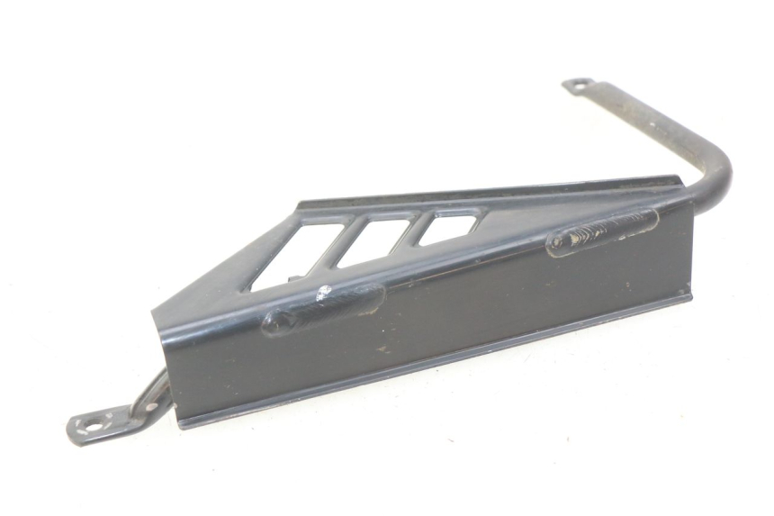 photo de TAMPA LATERAL ESQUERDA DO CHASSI YAMAHA BLASTER 200 (2003 - 2007) - Zoom do estado de desgaste