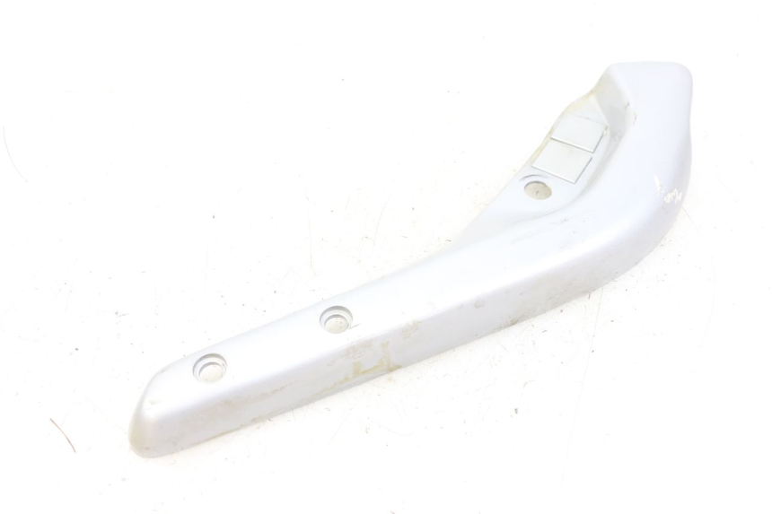 photo de TAMPA LATERAL ESQUERDA DO CHASSI APRILIA CLASSIC 125 (1995 - 2001) - Pontos de fixação