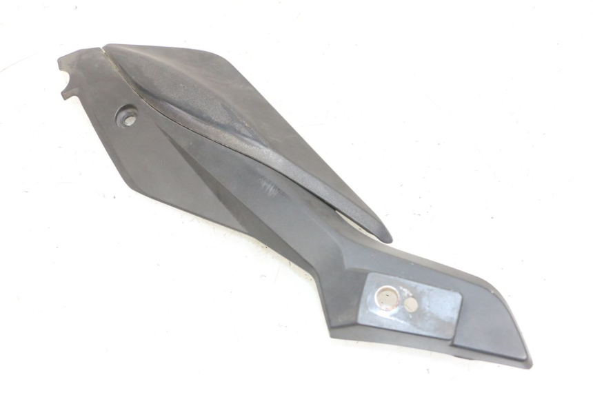 photo de TAMPA LATERAL ESQUERDA DO CHASSI KSR CODE 125 (2018 - 2020) - Pontos de fixação