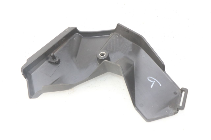 photo de TAMPA LATERAL ESQUERDA DO CHASSI BMW F GS K81 850 (2018 - 2023) - Detalhe da peça
