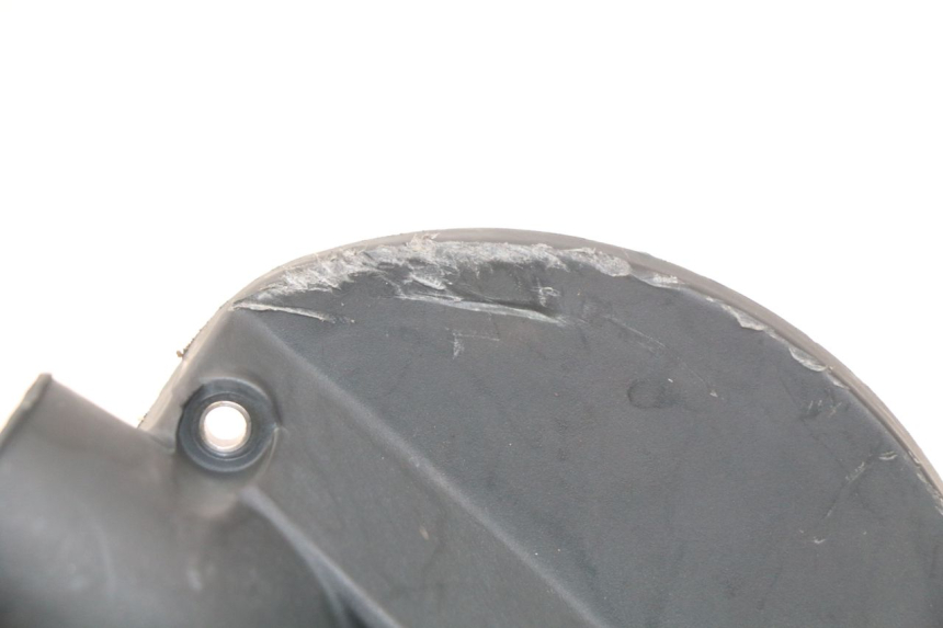photo de TAMPA LATERAL ESQUERDA DO CHASSI PIAGGIO FLY IE 125 (2012 - 2017) - Detalhe da peça