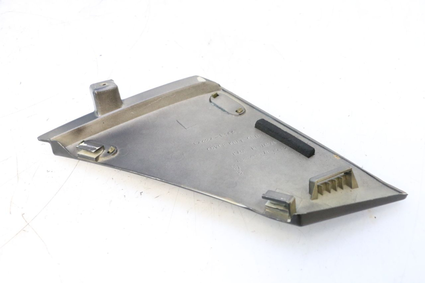 photo de TAMPA LATERAL DO QUADRO ESQUERDO KAWASAKI GPX F ZX750F 750 (1986 - 1990) - Detalhe da peça