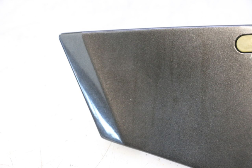 photo de TAMPA LATERAL DO QUADRO ESQUERDO KAWASAKI GPX F ZX750F 750 (1986 - 1990) - Outro ângulo de visão