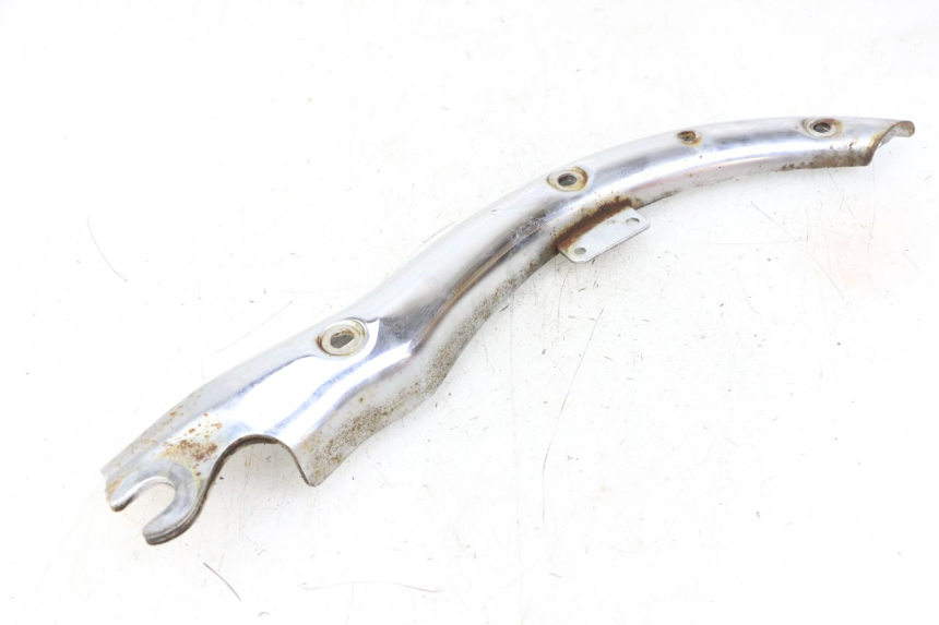 photo de TAMPA LATERAL ESQUERDA DO CHASSI HONDA VT C2 SHADOW 750 (1997 - 2001) - Ampliação técnica