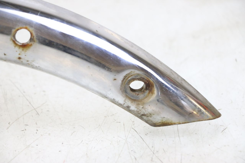 photo de TAMPA LATERAL ESQUERDA DO CHASSI HONDA VT C2 SHADOW 750 (1997 - 2001) - Estado da superfície