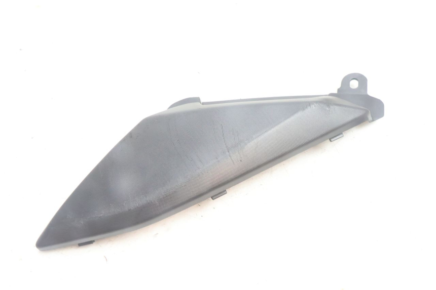 photo de TAMPA LATERAL DO QUADRO ESQUERDO YAMAHA N-MAX NMAX 125 (2021 - 2024) - Vista geral