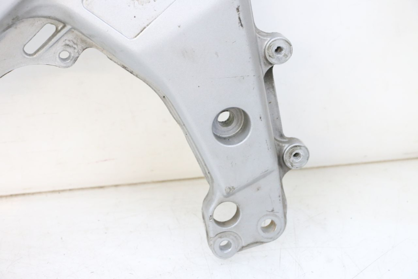photo de TAMPA LATERAL ESQUERDA DO CHASSI HONDA NSR R 125 (1994 - 2003) - Detalhes característicos
