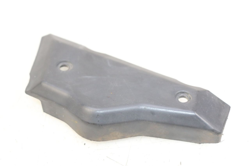 photo de TAMPA LATERAL ESQUERDA DO CHASSI YAMASAKI RAPTOR 50 (2013 - 2018) - Zoom do estado de desgaste
