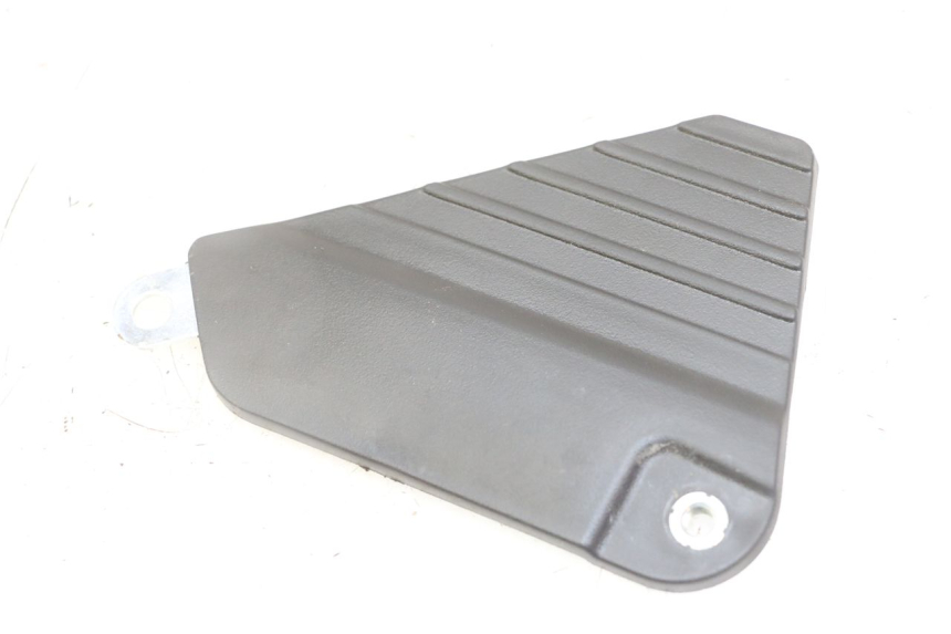 photo de TAMPA LATERAL ESQUERDA DO CHASSI ROYAL ENFIELD HYMALAYAN 410 (2016 - 2023) - Zoom do estado de desgaste
