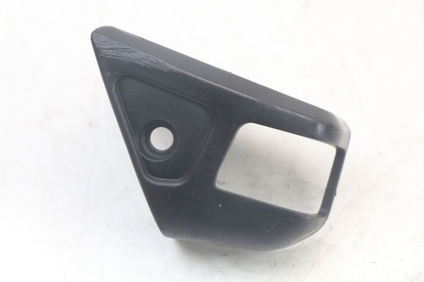 photo de TAMPA LATERAL ESQUERDA DO CHASSI PEUGEOT SPEEDFIGHT 100 (1997 - 2007) - Vista principal