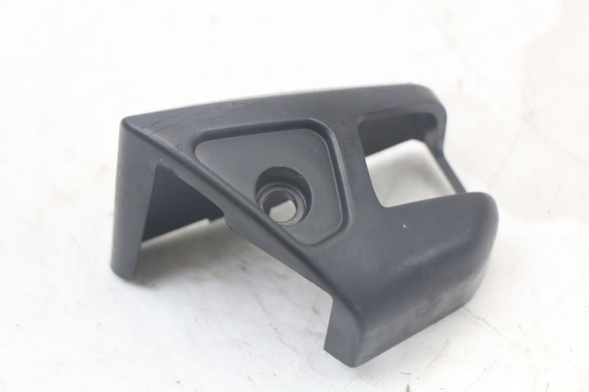 photo de TAMPA LATERAL ESQUERDA DO CHASSI PEUGEOT SPEEDFIGHT 100 (1997 - 2007) - Detalhe da peça