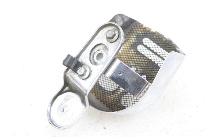 photo de TAMPA LATERAL ESQUERDA DO CHASSI HARLEY DAVIDSON SPORTSTER XL CUSTOM 1200 (2003 - 2004) - Zoom do estado de desgaste
