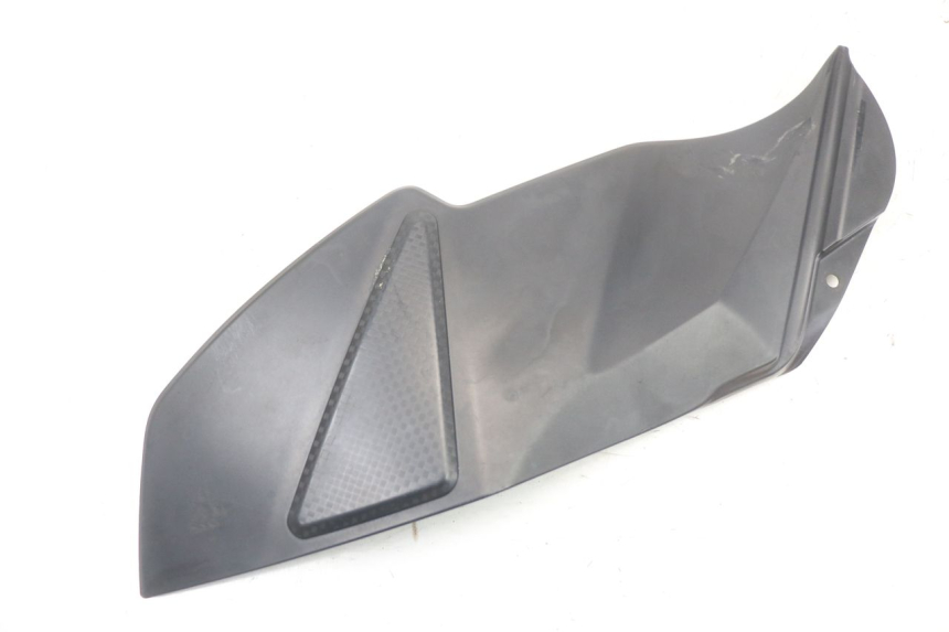 photo de TAMPA LATERAL ESQUERDA DO CHASSI SUZUKI GSR 750 (2011 - 2017) - Vista principal