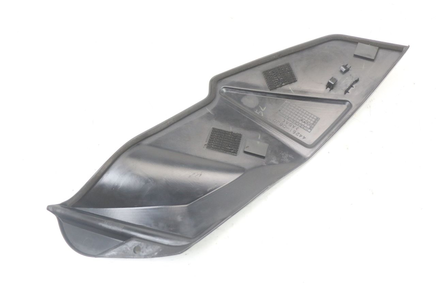 photo de TAMPA LATERAL ESQUERDA DO CHASSI SUZUKI GSR 750 (2011 - 2017) - Vista geral