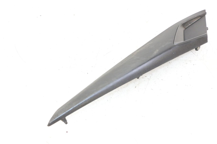 photo de TAMPA LATERAL ESQUERDA DO CHASSI APRILIA SXR 50 (2021 - 2023) - Vista geral