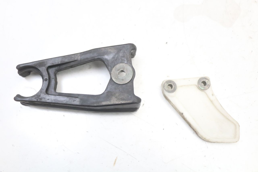 photo de TAMPA LATERAL ESQUERDA DO CHASSI YAMAHA TDR DELTABOX 125 (1997 - 2003) - Vista principal