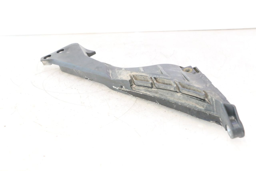 photo de TAMPA LATERAL DO QUADRO ESQUERDO HUSABERG TE 250 (2011 - 2014) - Pontos de fixação